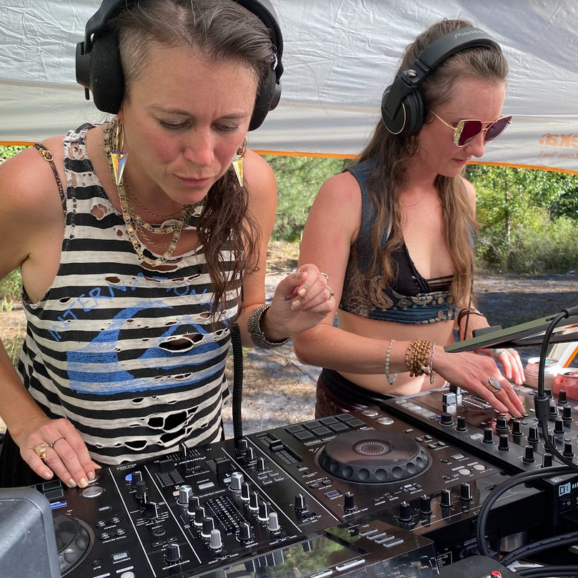 Wild Datura DJs Wild Datura DJs