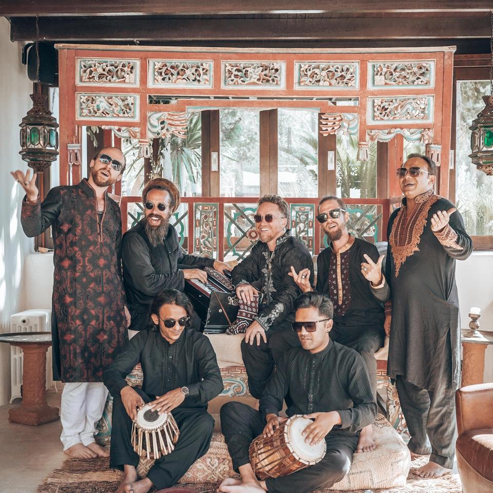 Fanna-Fi-Allah wearing sunglasses Fanna-Fi-Allah wearing sunglasses